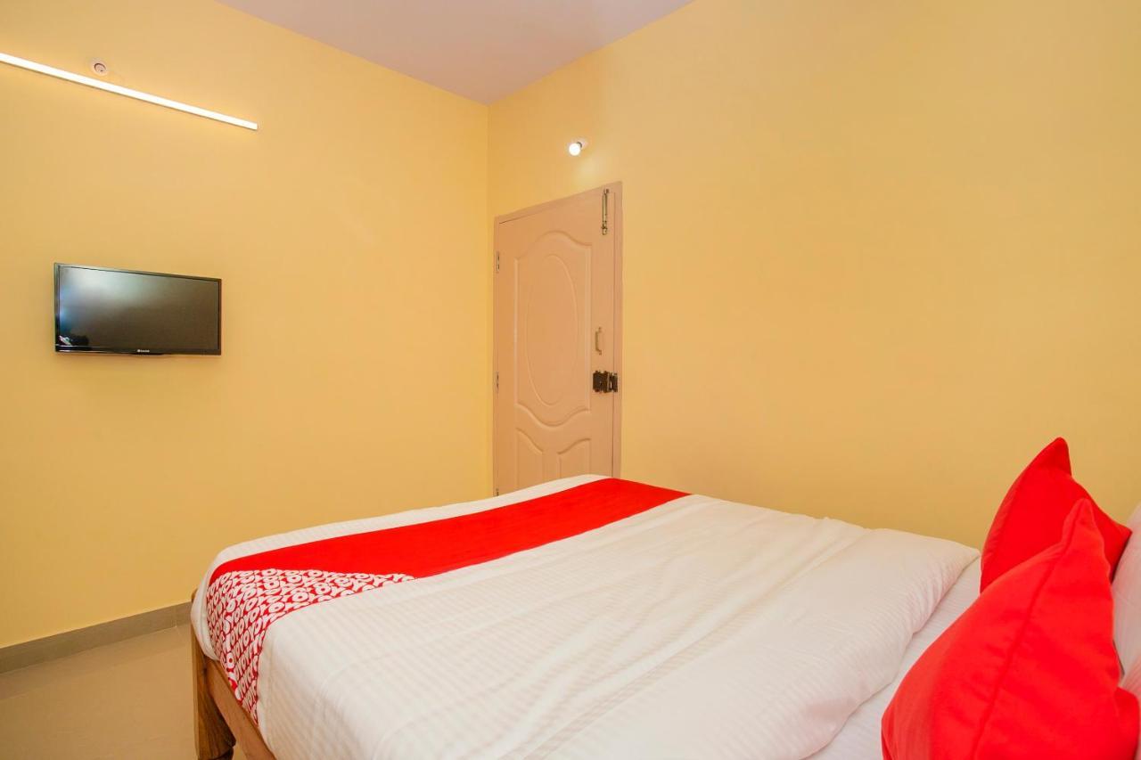Oyo 25032 Seven Hills Guestline Hotel Bangalore Exterior photo